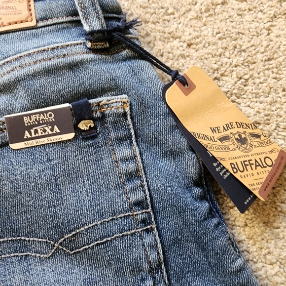 Buffalo David Bitton Alexa Mid Rise jeans size 27 - Picture 4 of 4